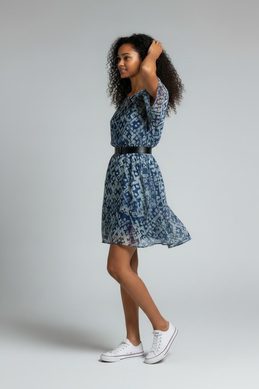 Robe courte en pagne Adiré - Murmure d'Indigo